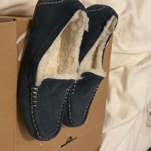 Koolaburra Dark Blue Suede Slippers